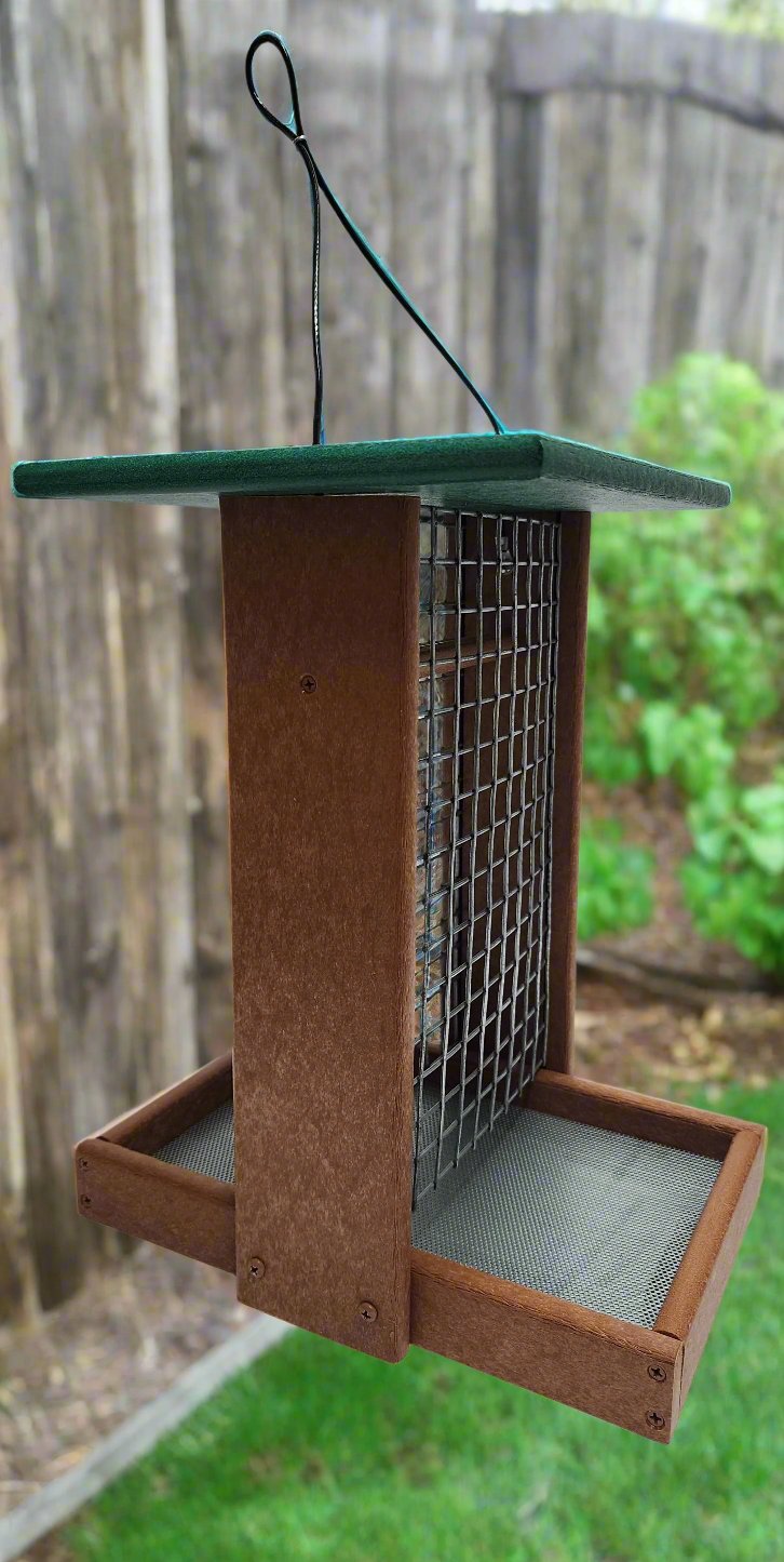 In-Shell Peanut Feeder