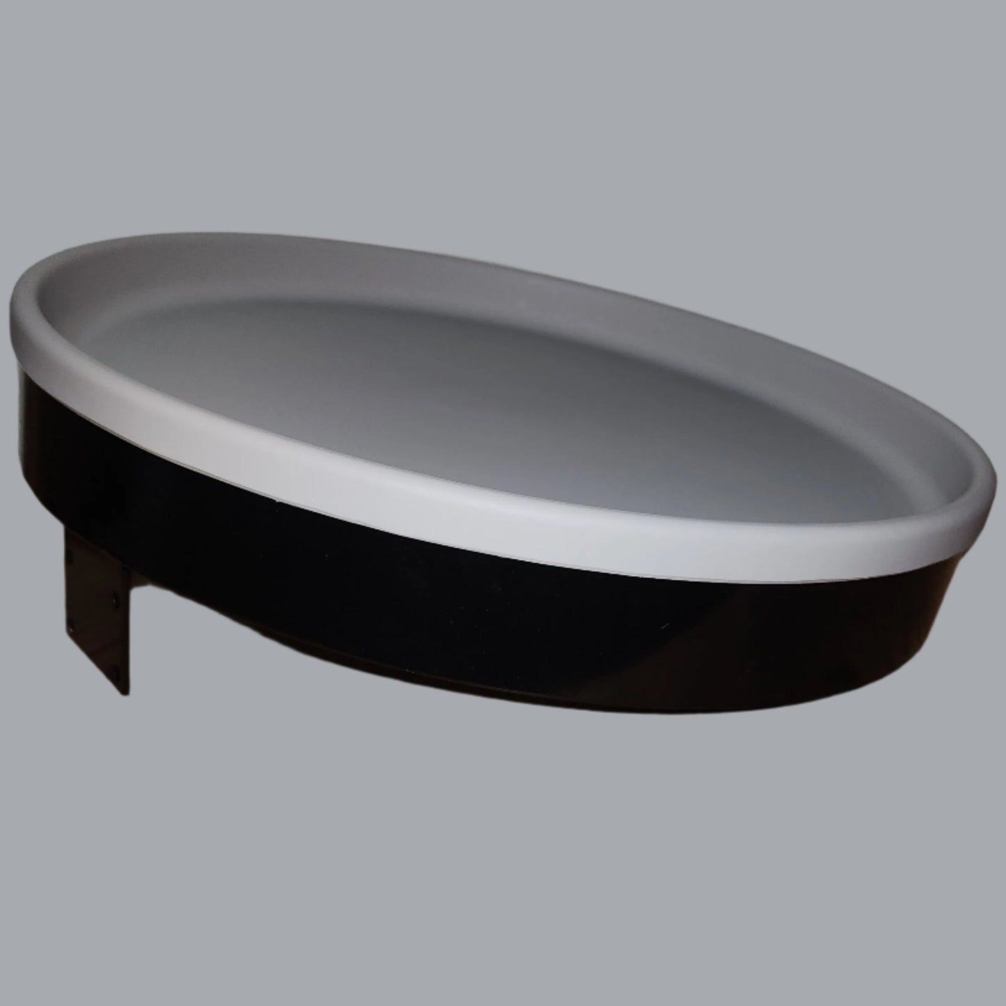 Gray bowl in black ring