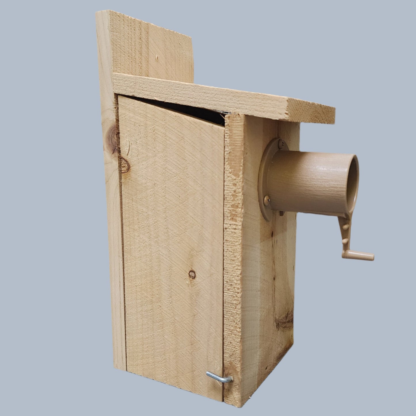 Wooden bird house with tan portal extender