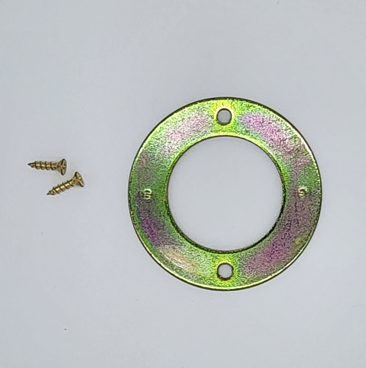 Brass ring with screws