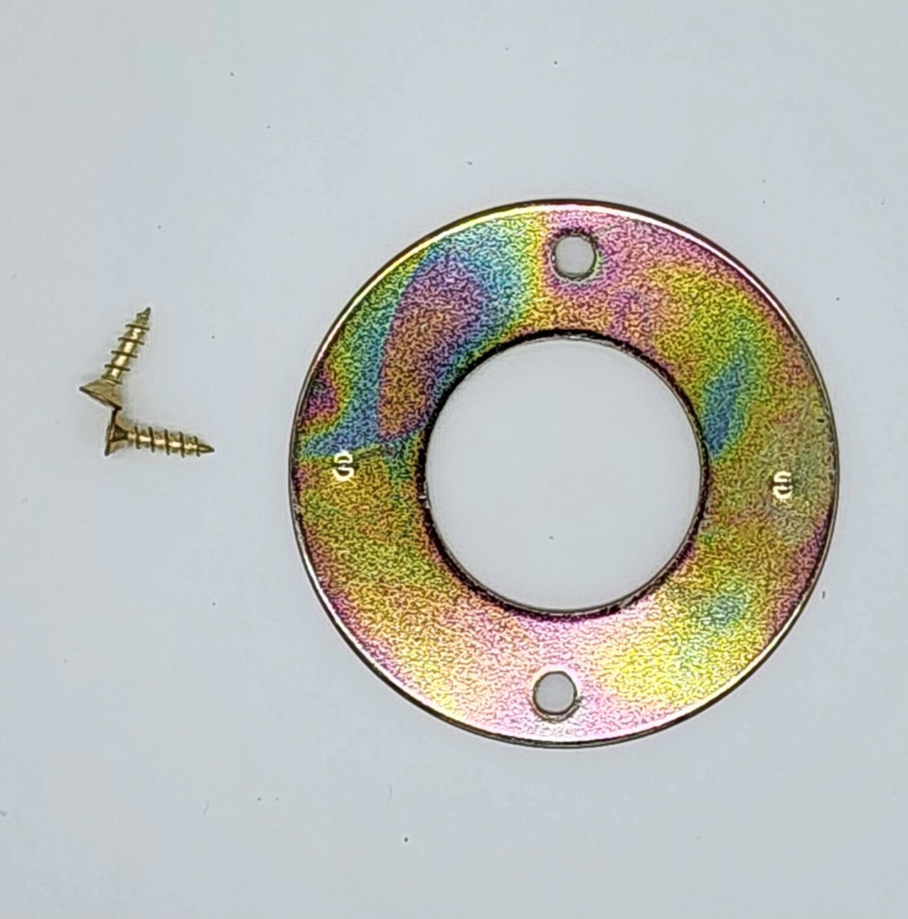 Brass ring with screws