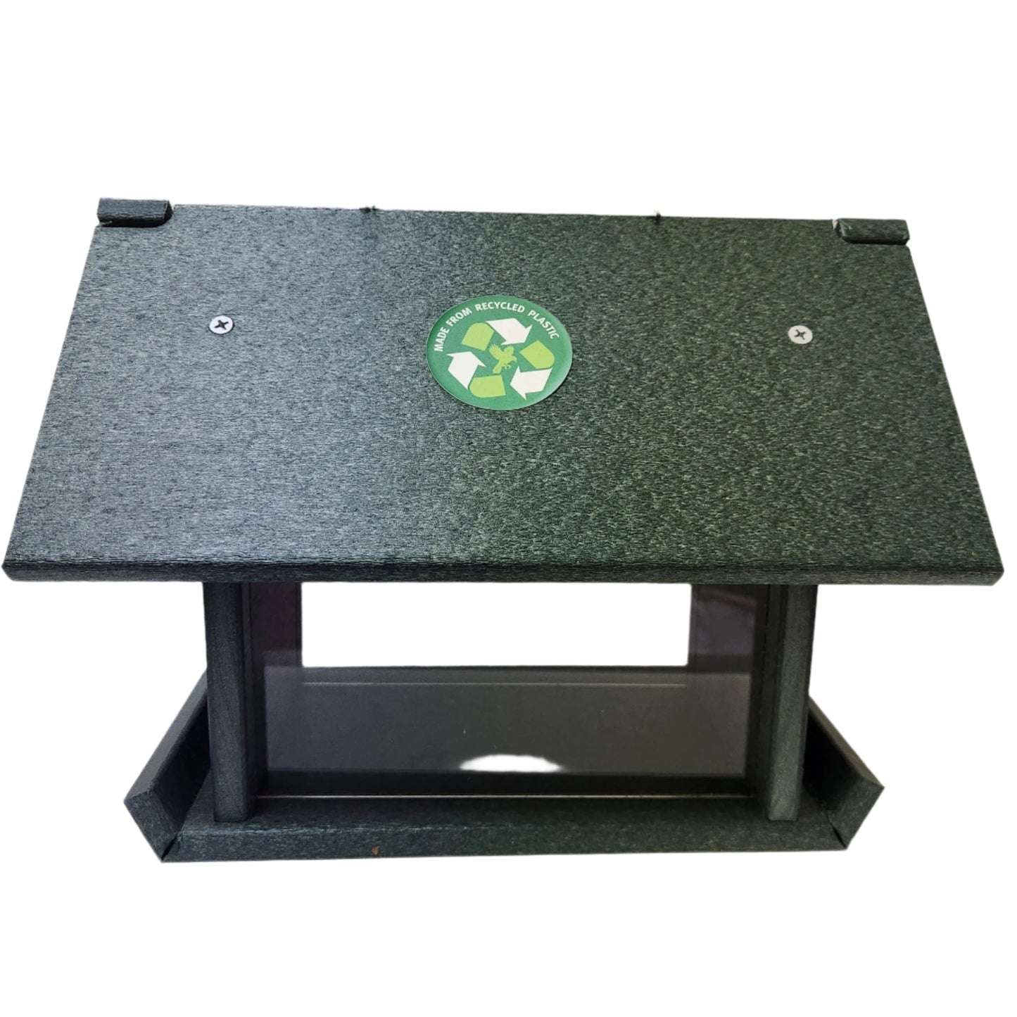 Green feeder with plexiglass sides